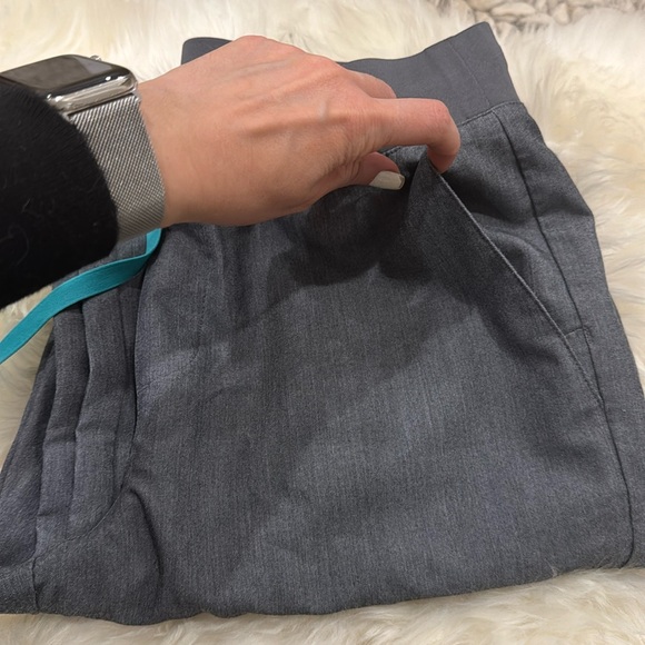 Figs graphite Wide Leg Cabra Scrub Pants Medium - Picture 2 of 3